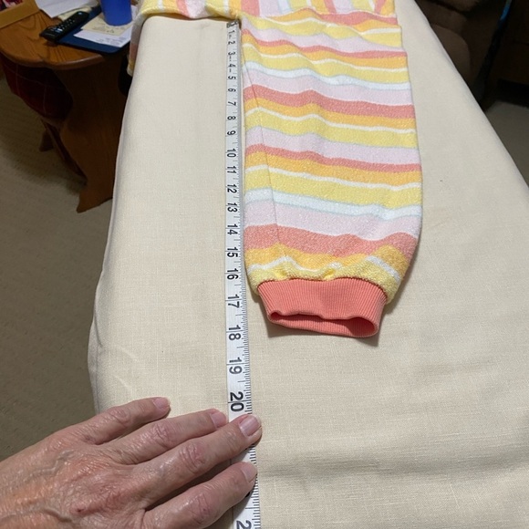 Haute Hippie Kids Terry Cloth Pajama Lounge Set, Pastel Stripes, Size Large. - Picture 11 of 13
